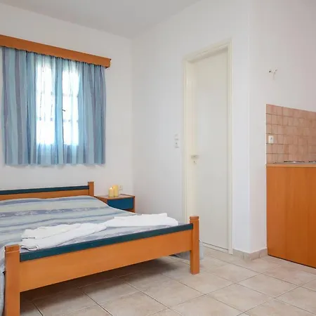 Three Lakes * Agios Prokopios (Naxos)